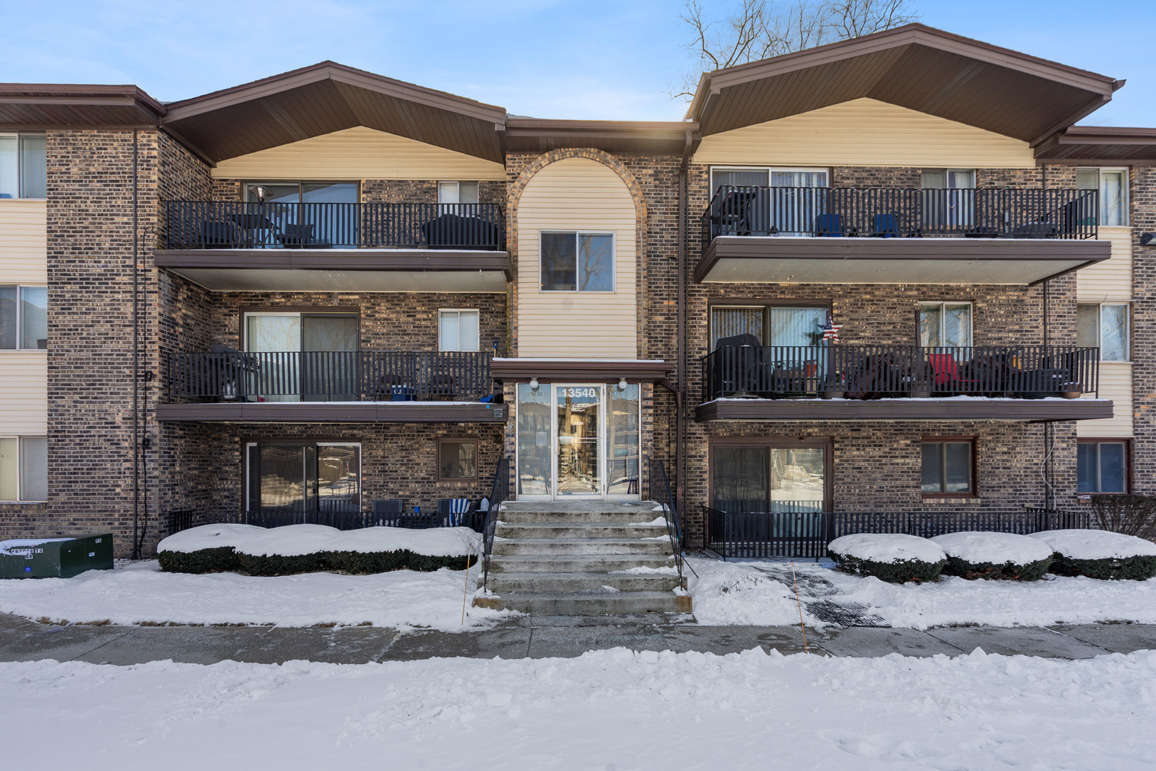 13540 Lawler Avenue #76, Crestwood, IL 60418