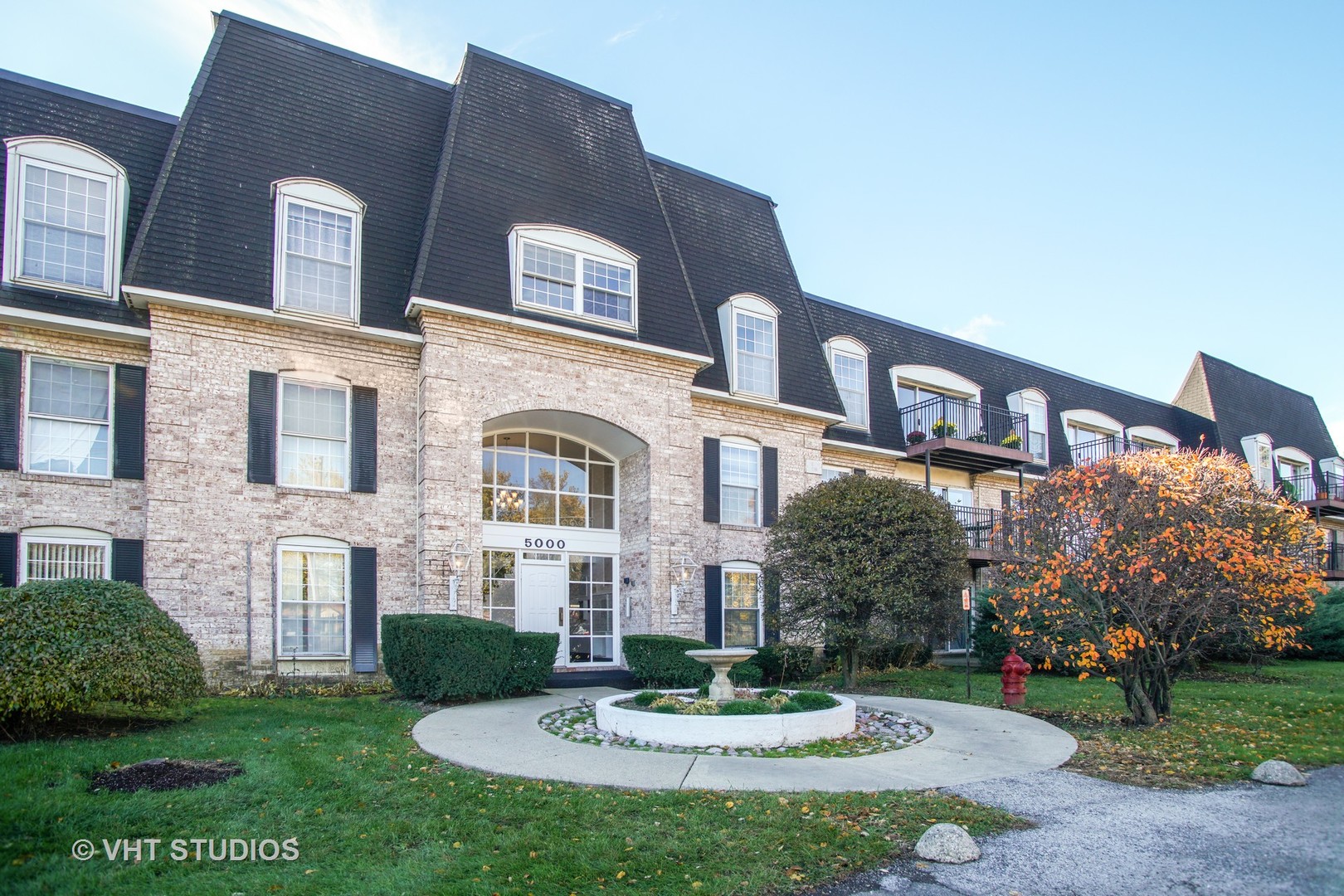 5000 Carriageway Drive #106, Rolling Meadows, IL 60008