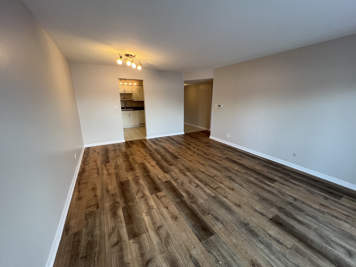 5000 Carriageway Drive #106, Rolling Meadows, IL 60008