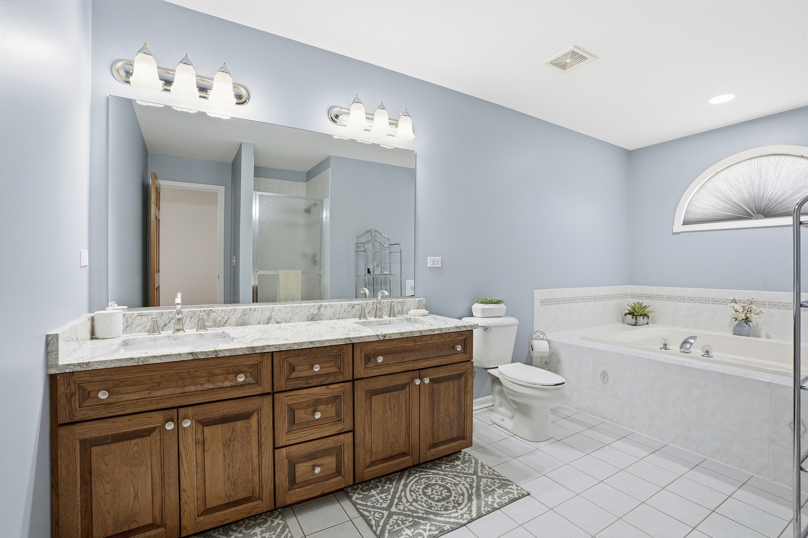 14237 Ashford Court, Orland Park, IL 60467