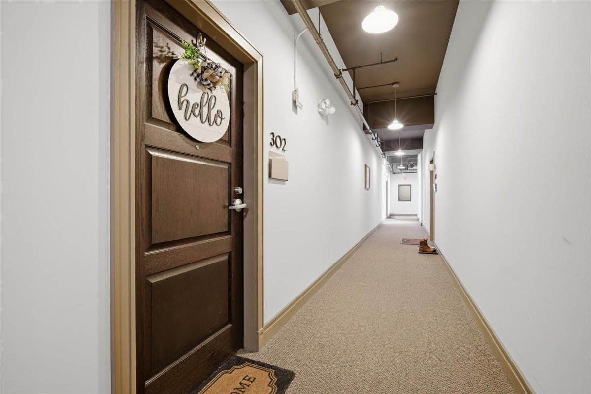 212 N Center Street #302, Bloomington, IL 61701