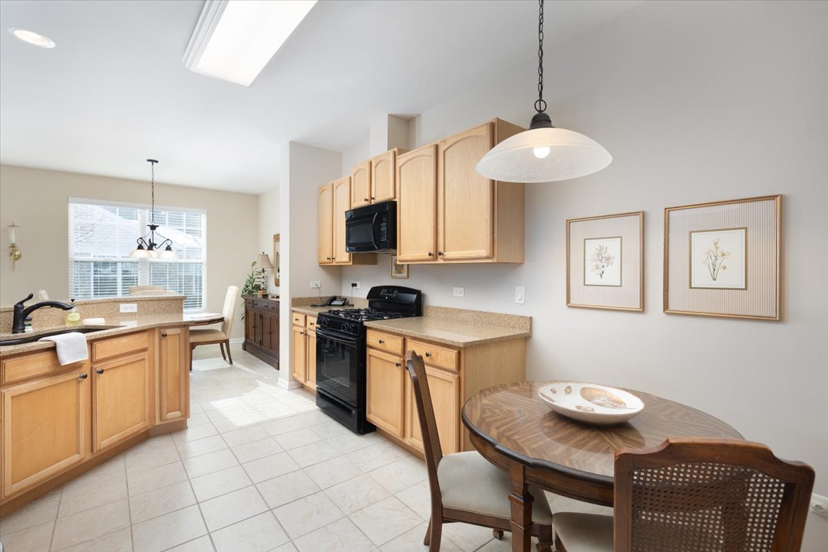 Naperville, IL 60564