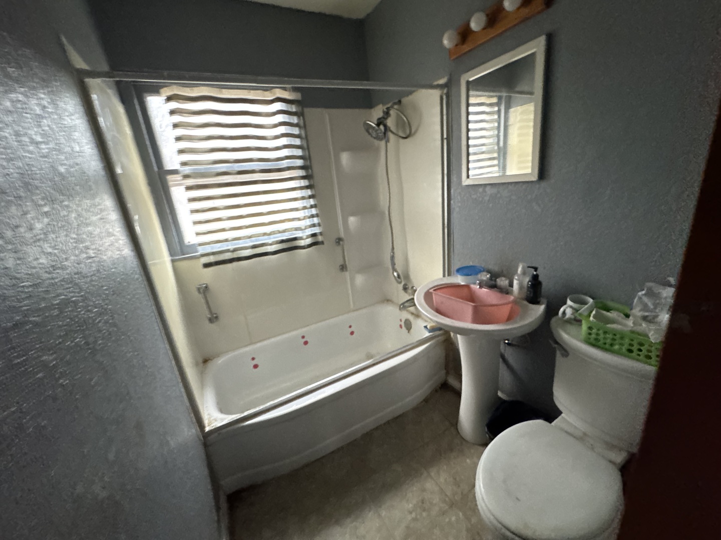 2714 9th Street, Rock Island, IL 61201