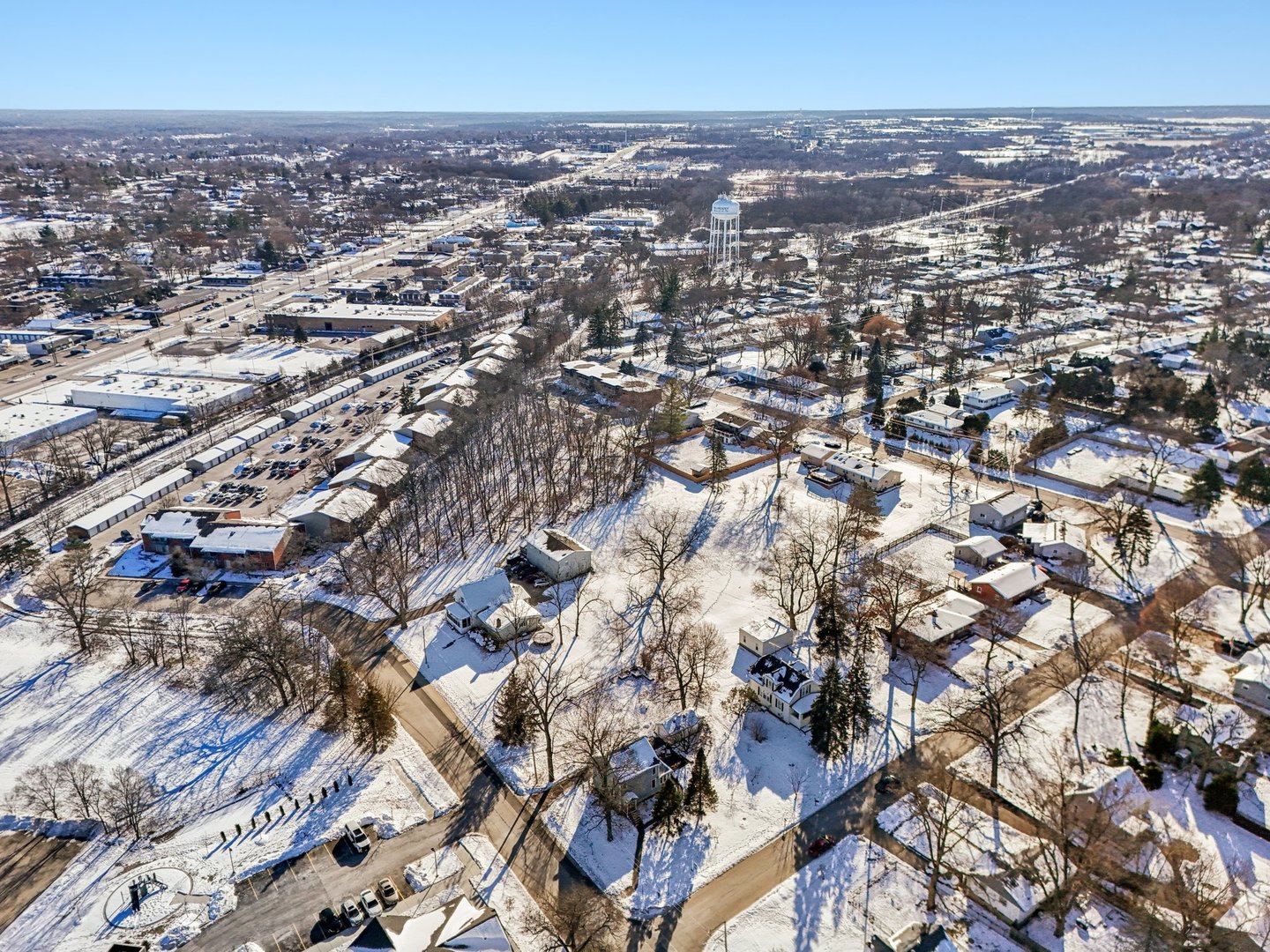 4101 Crestwood Street, McHenry, IL 60050