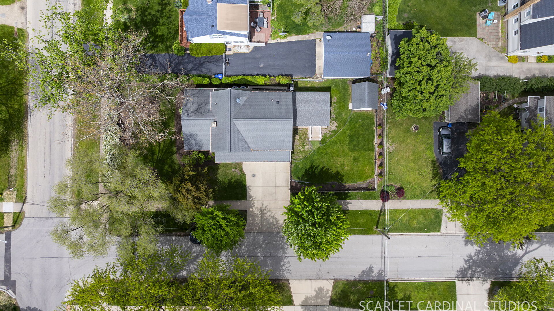 1315 Lakeside Drive, Wheaton, IL 60187