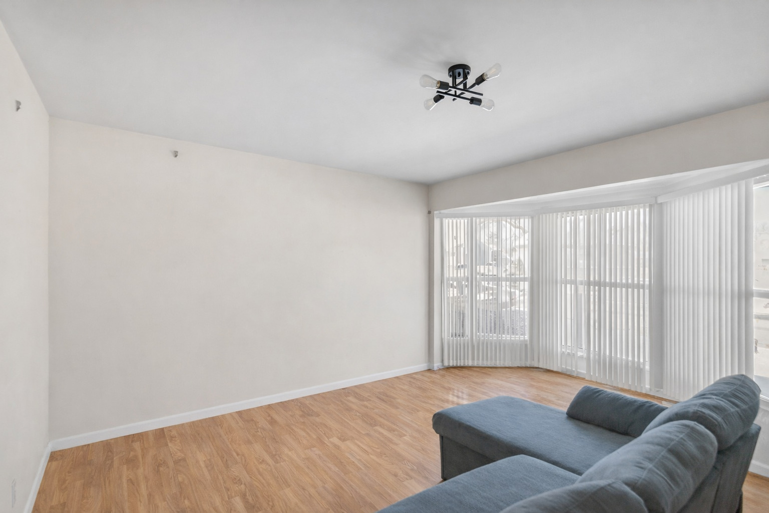 203 Murphy Drive, Romeoville, IL 60446