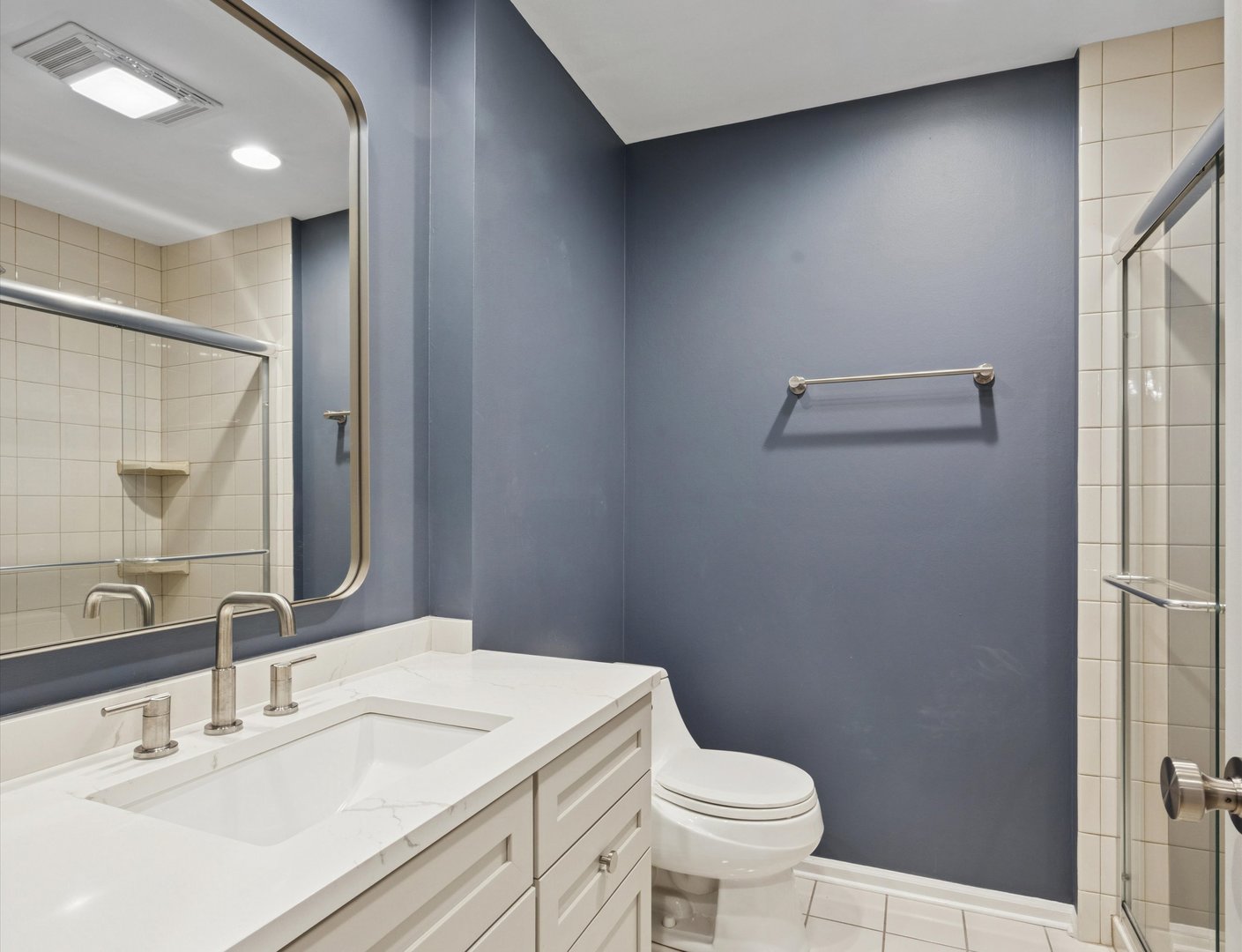 1401 Burr Oak Road #105B, Hinsdale, IL 60521