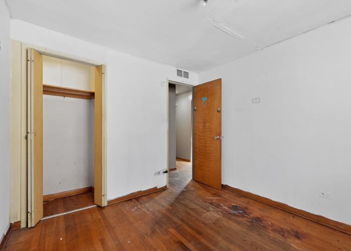 9400 S Peoria Street, Chicago, IL 60620