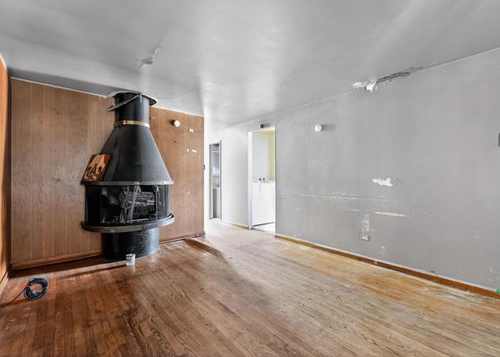 9400 S Peoria Street, Chicago, IL 60620