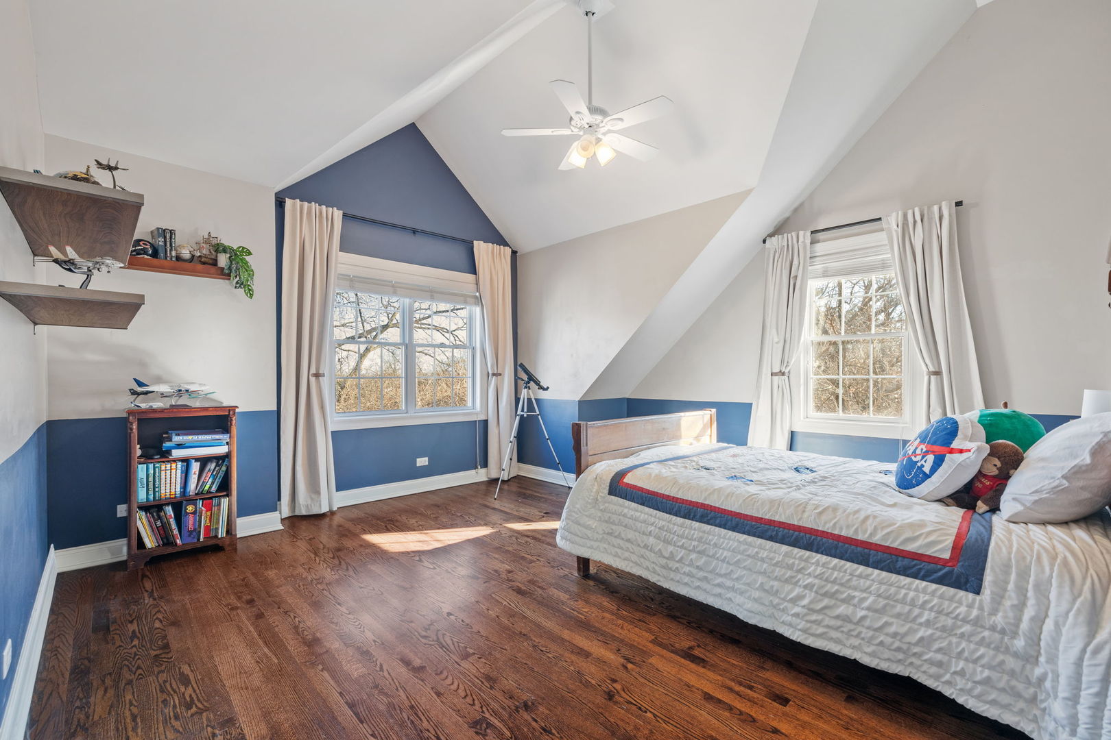 4S728 Karns Road, Naperville, IL 60563