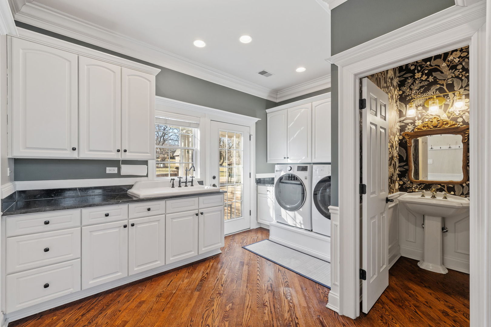 4S728 Karns Road, Naperville, IL 60563