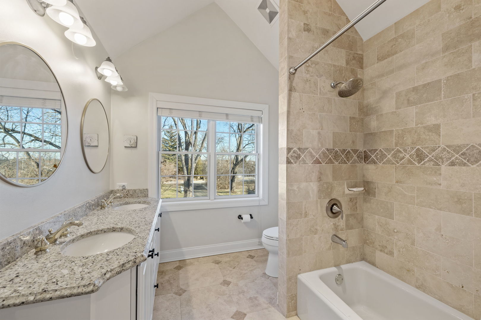 4S728 Karns Road, Naperville, IL 60563