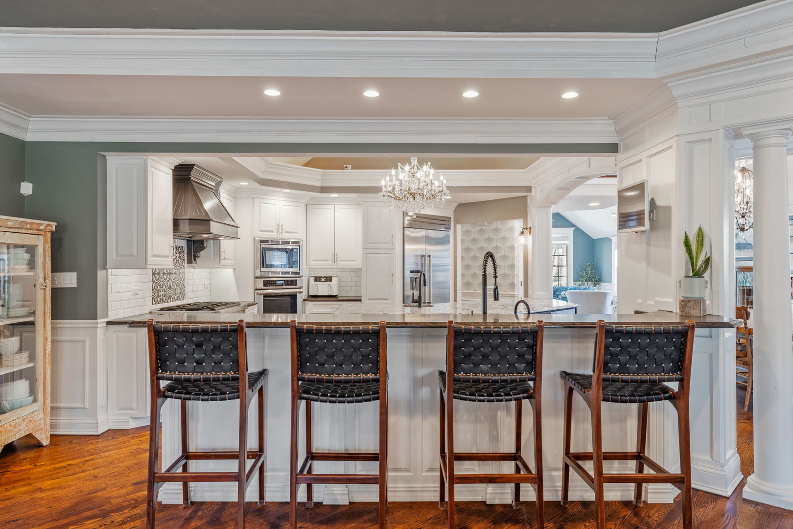 4S728 Karns Road, Naperville, IL 60563