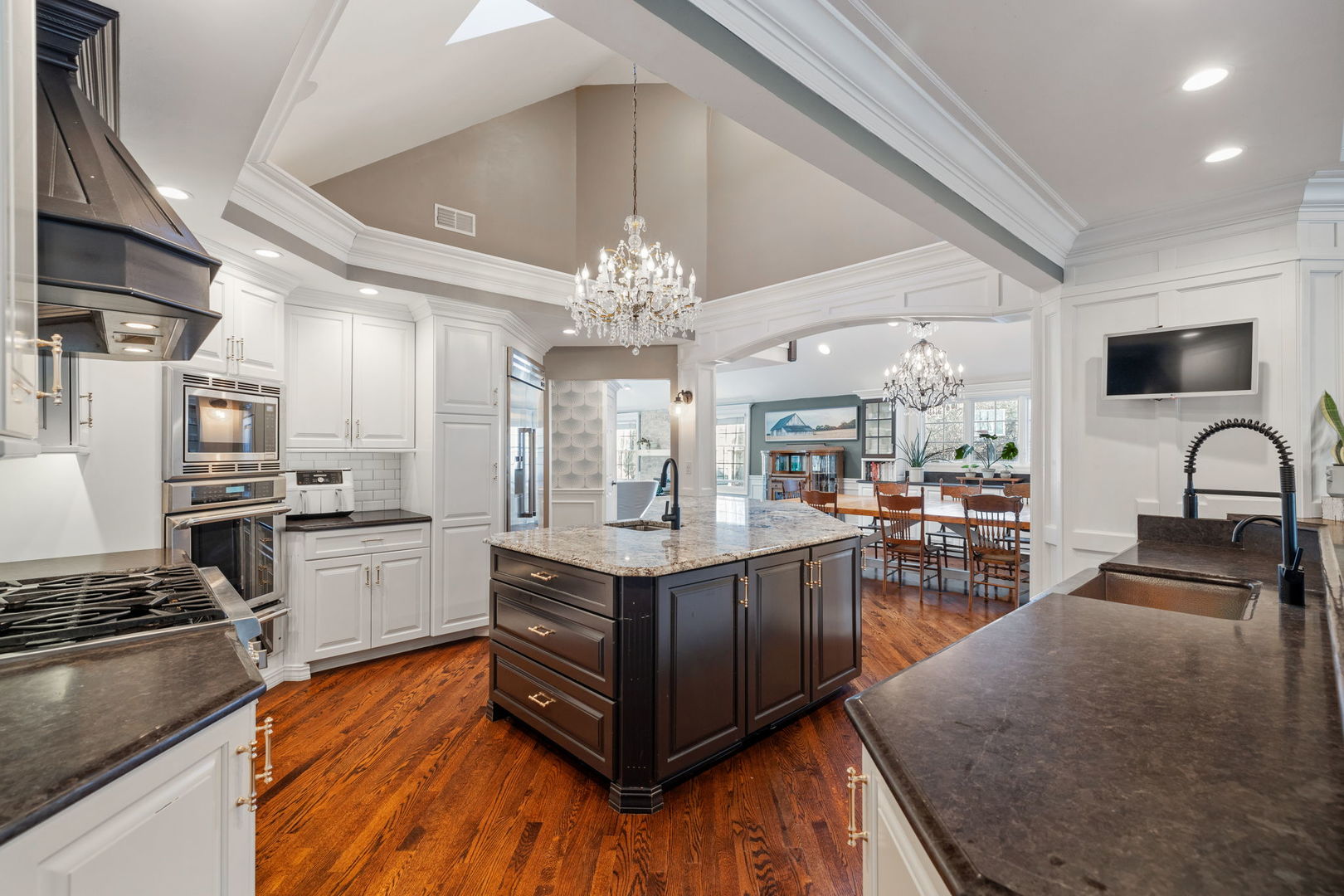 4S728 Karns Road, Naperville, IL 60563