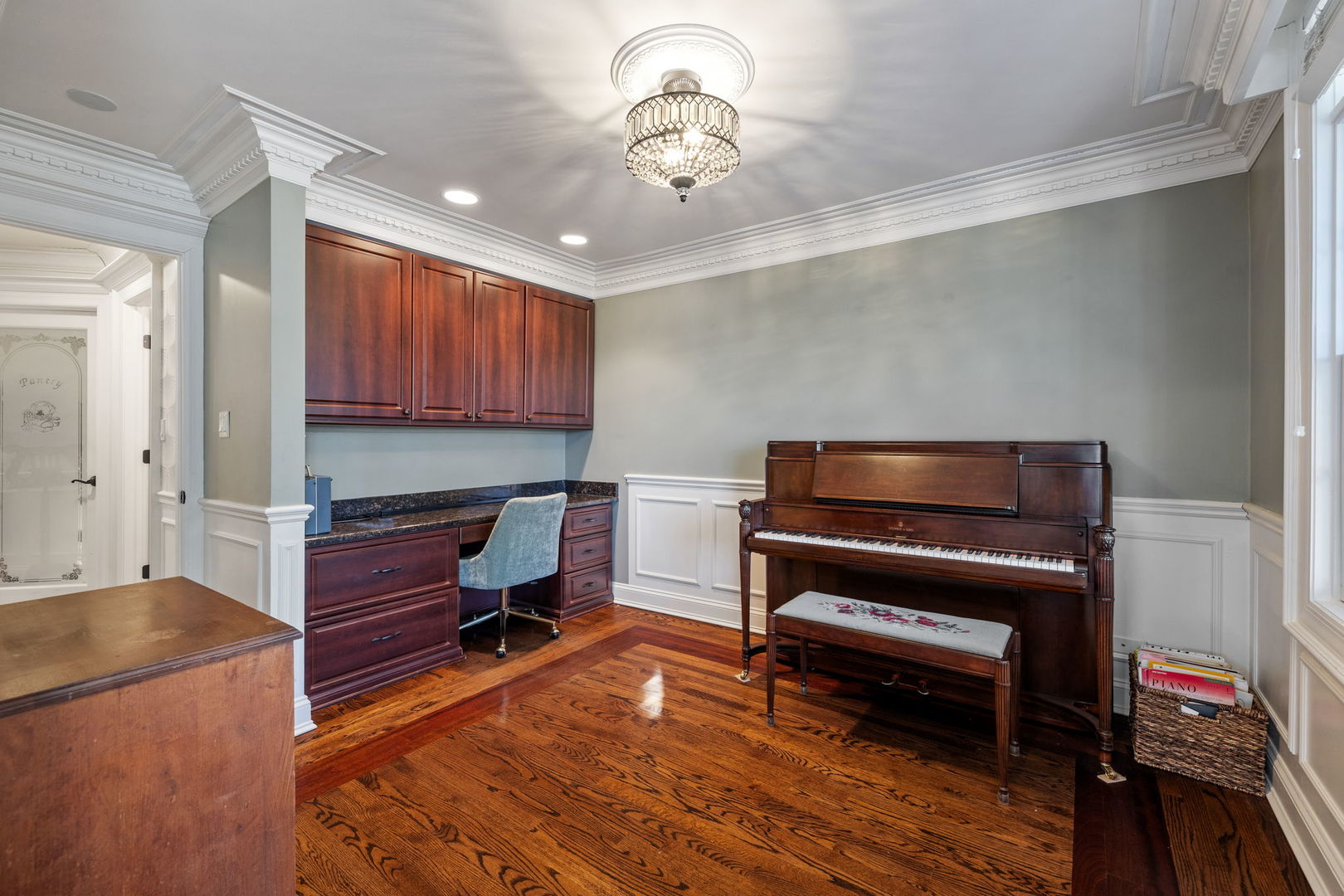 4S728 Karns Road, Naperville, IL 60563