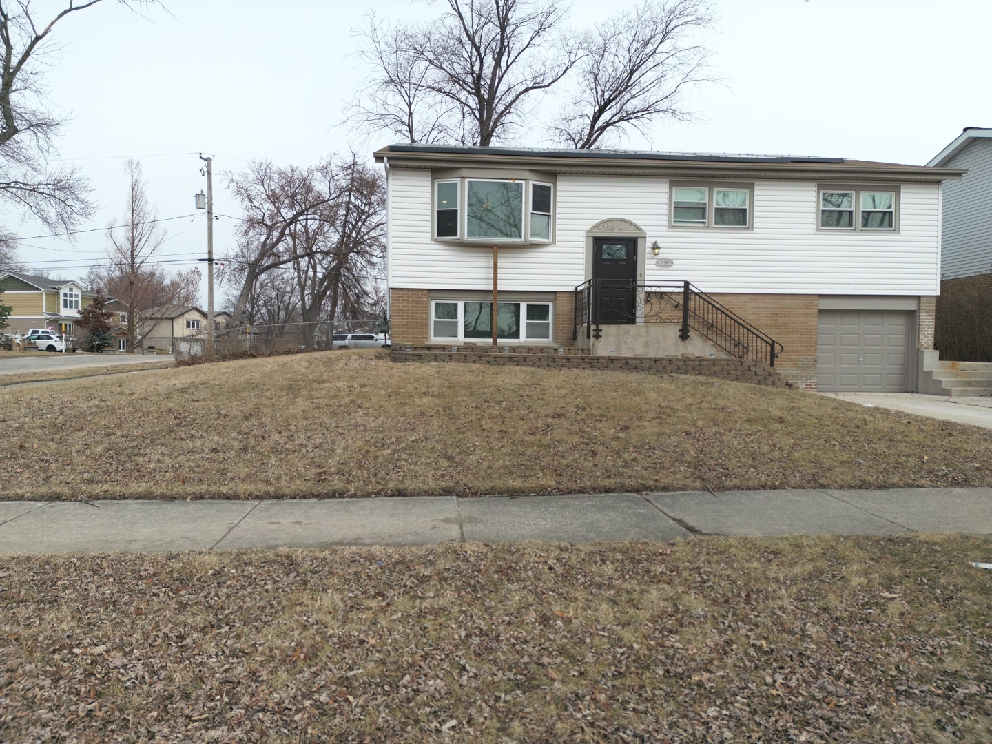 9052 W 92nd Street, Hickory Hills, IL 60457