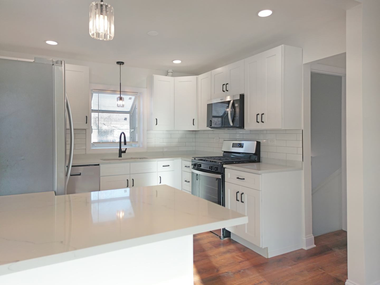 9052 W 92nd Street, Hickory Hills, IL 60457