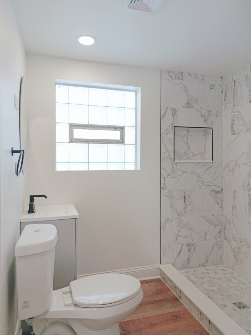 9052 W 92nd Street, Hickory Hills, IL 60457