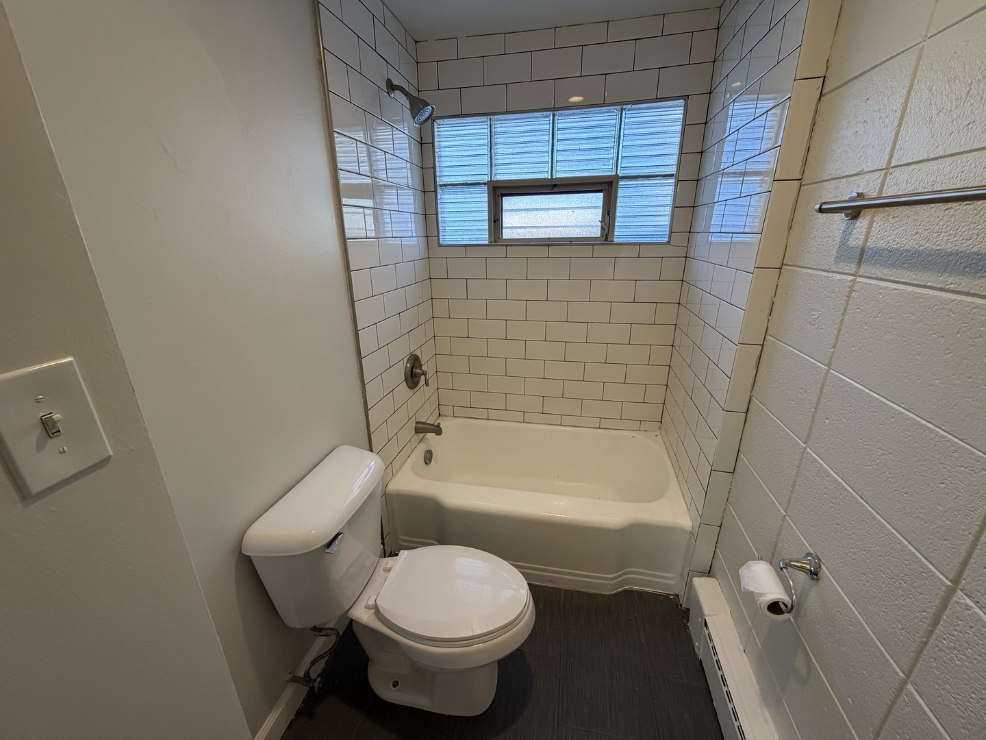 26 E Washington Avenue #UNIT-4, Lake Bluff, IL 60044