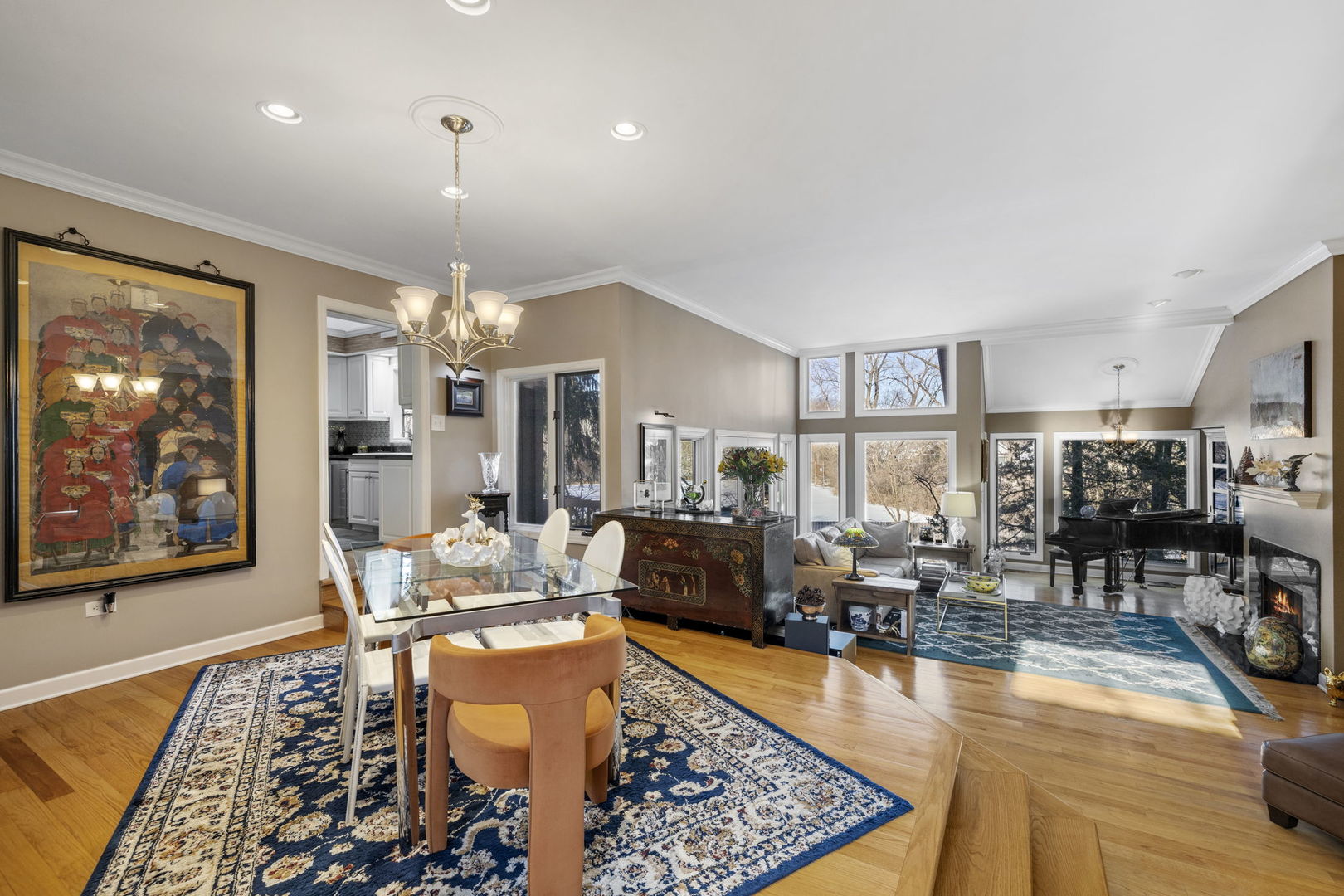 46 Oak Creek Drive, Burr Ridge, IL 60527