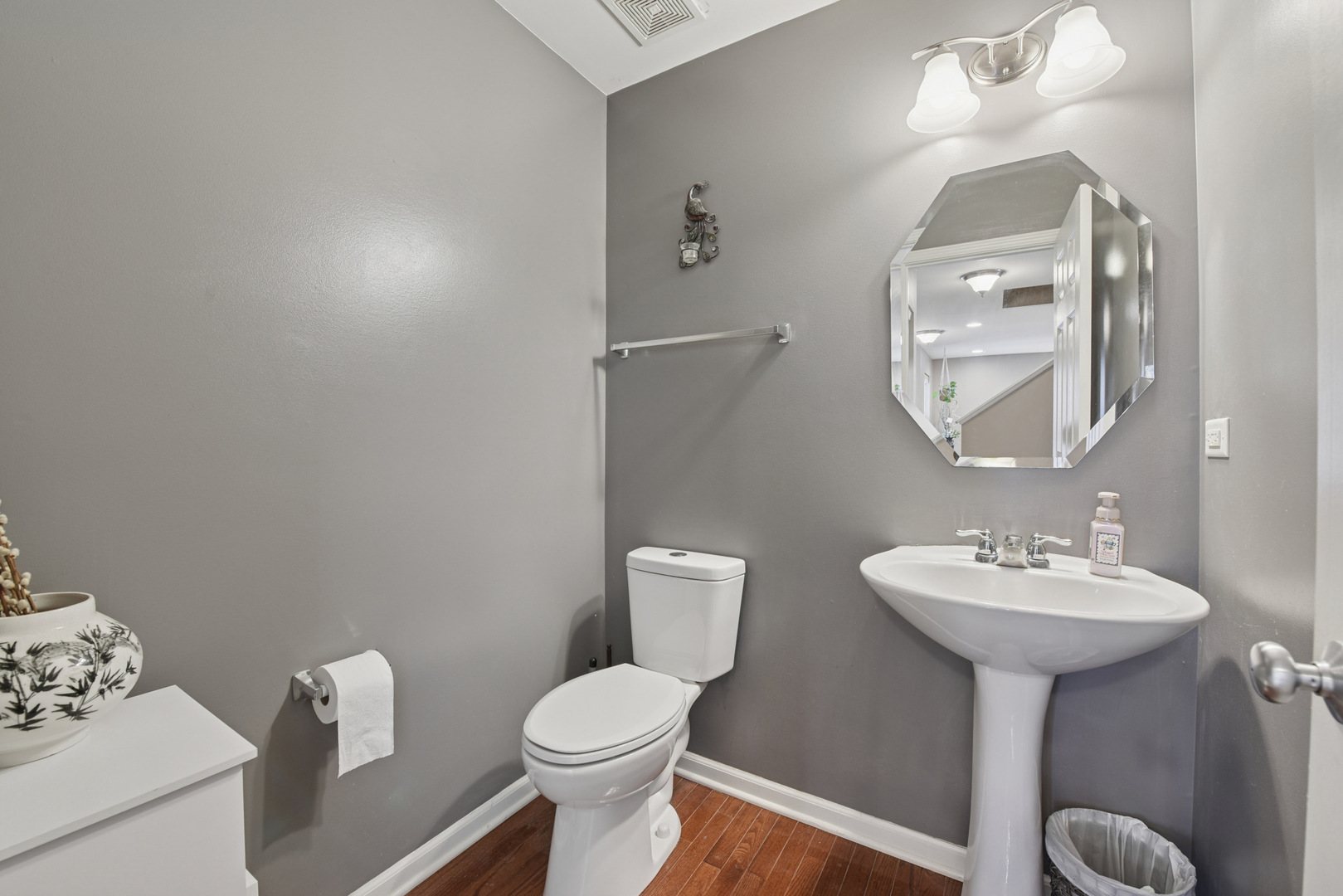 340 Town Center Boulevard, Gilberts, IL 60136