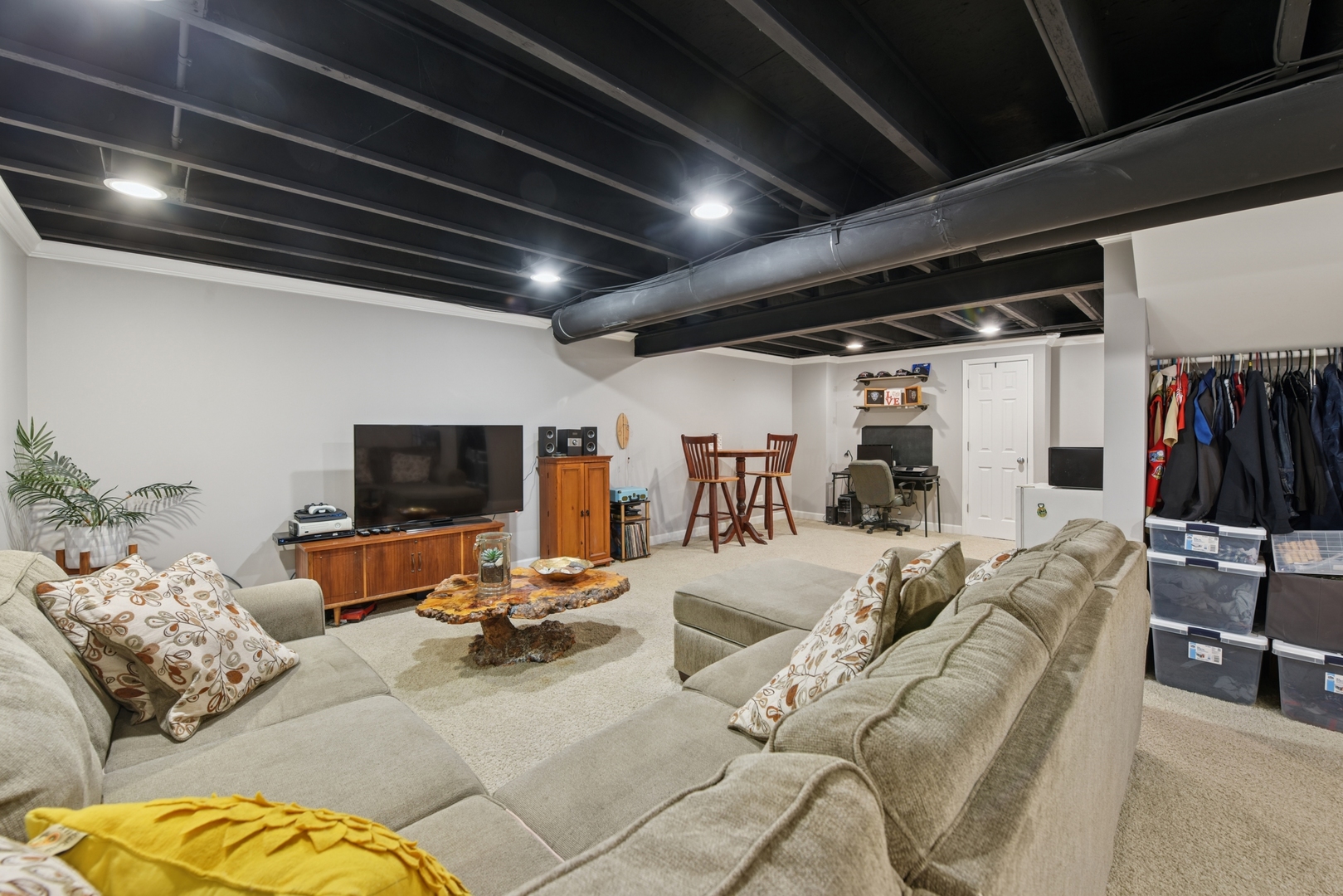 340 Town Center Boulevard, Gilberts, IL 60136