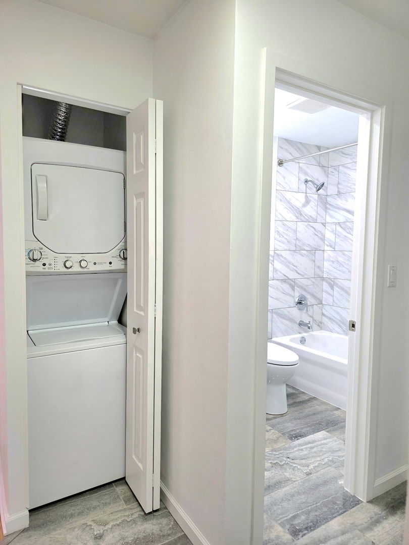 6 Parkside Court #2, Vernon Hills, IL 60061