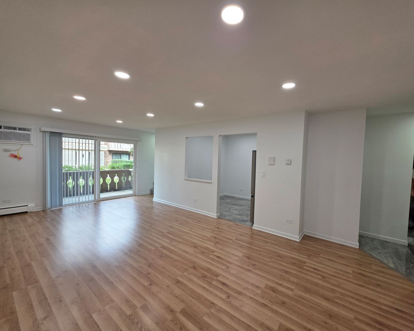 6 Parkside Court #2, Vernon Hills, IL 60061