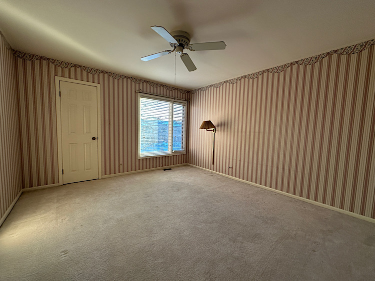 19W244 Governors Trail, Oak Brook, IL 60523