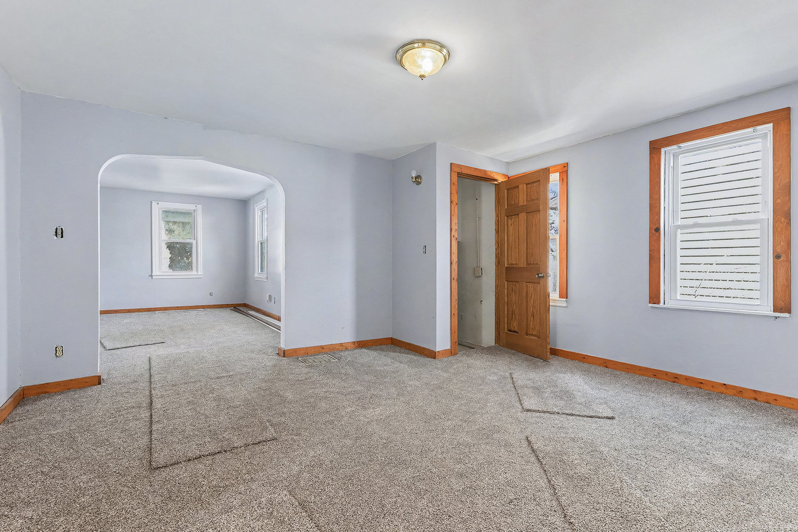 541 4th Avenue, Aurora, IL 60505