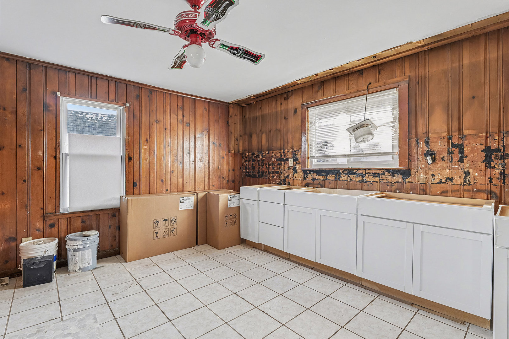 541 4th Avenue, Aurora, IL 60505