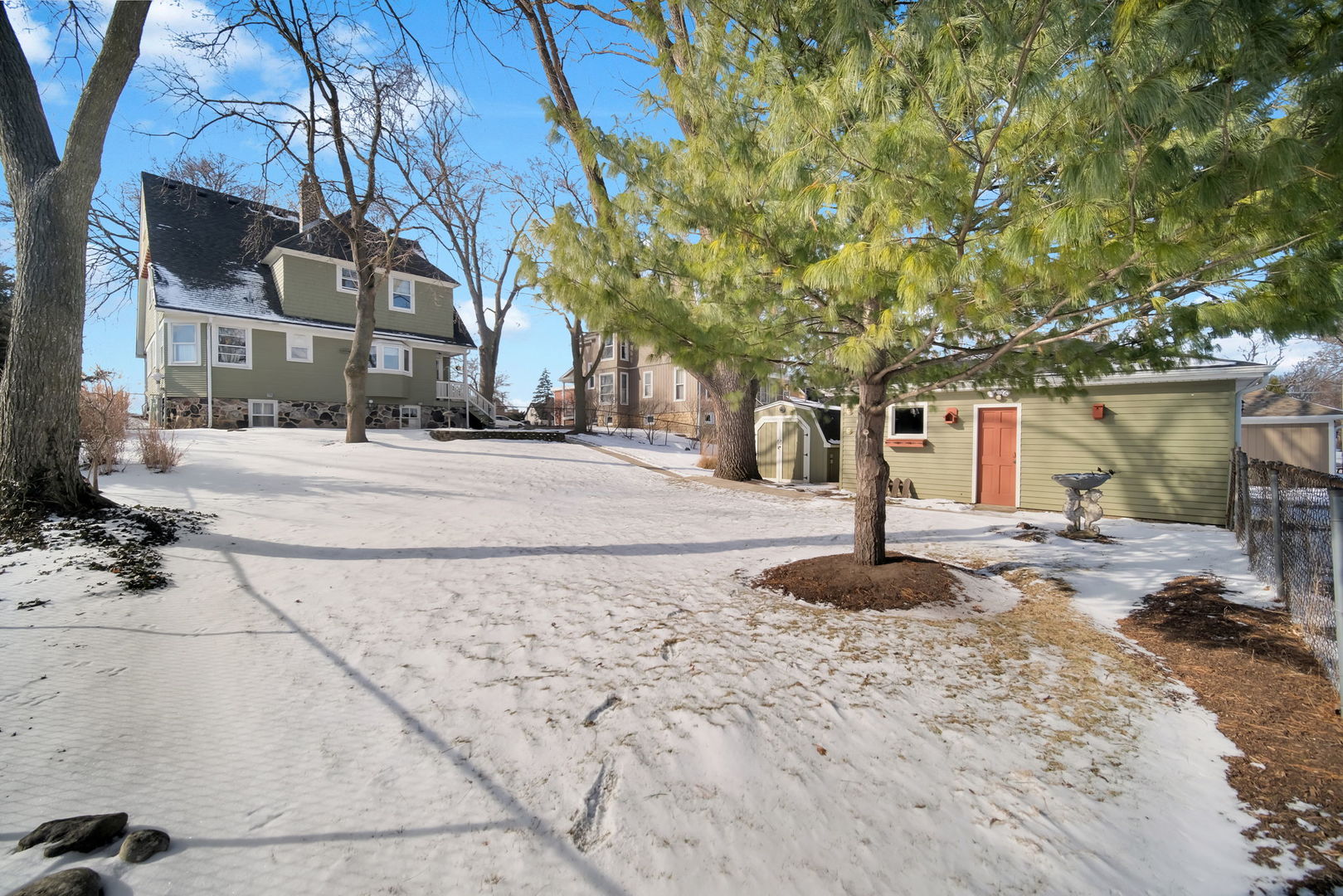 221 High Street, West Chicago, IL 60185