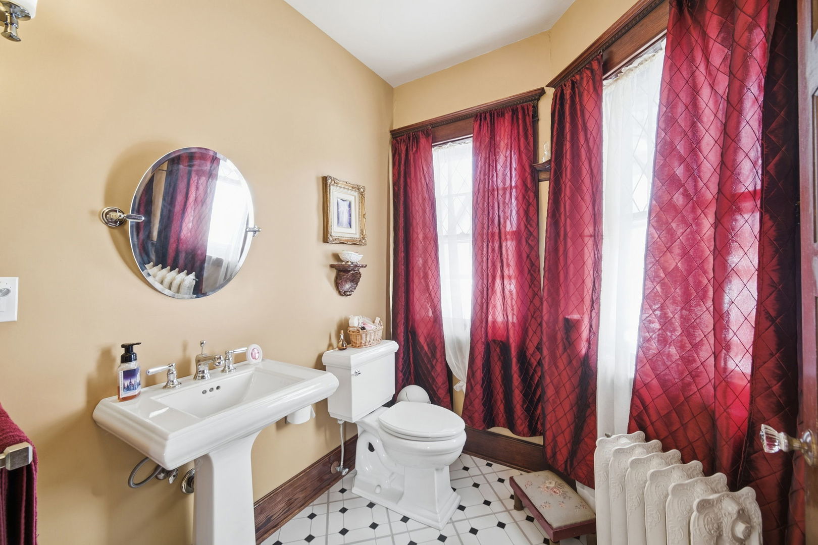 221 High Street, West Chicago, IL 60185