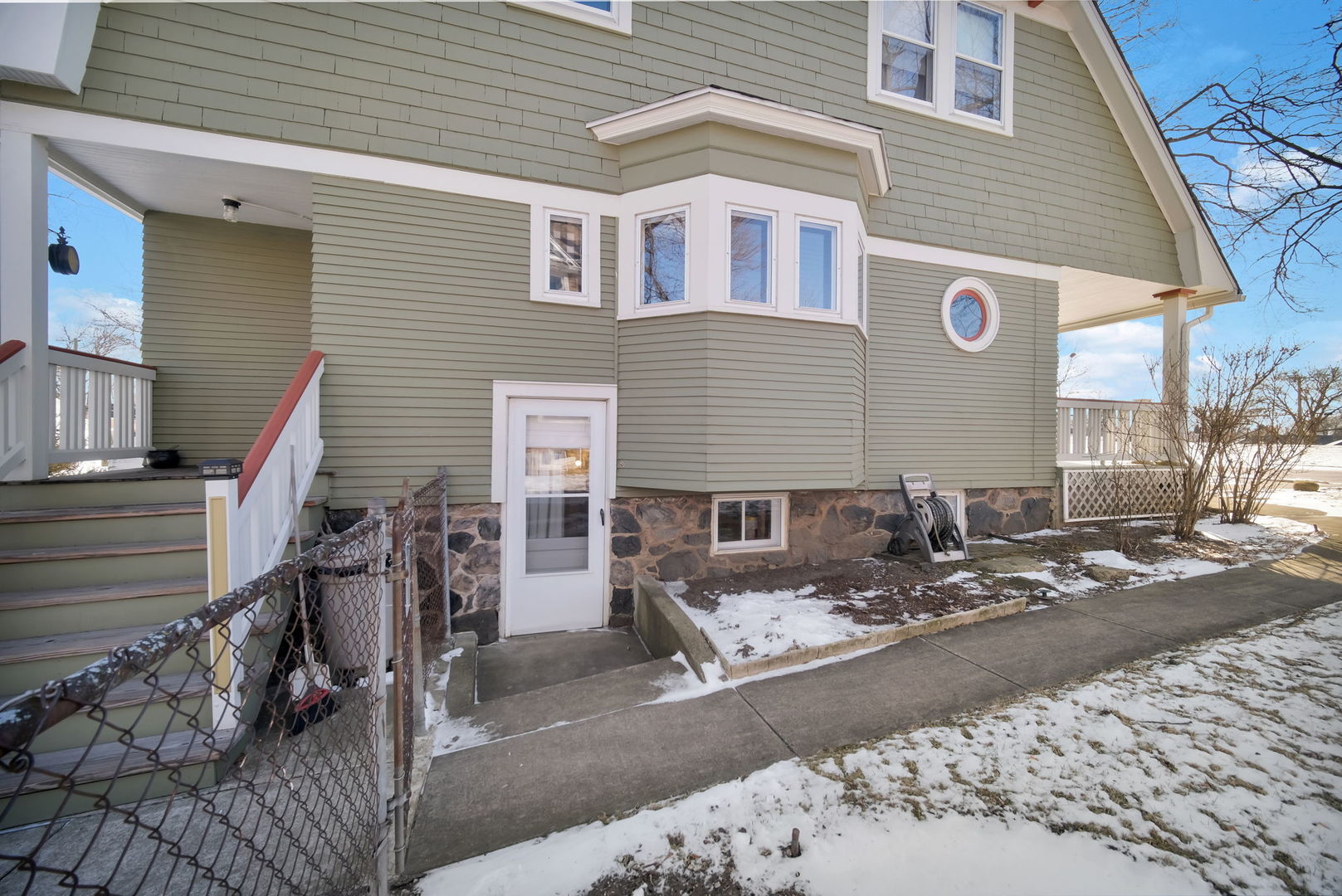 221 High Street, West Chicago, IL 60185