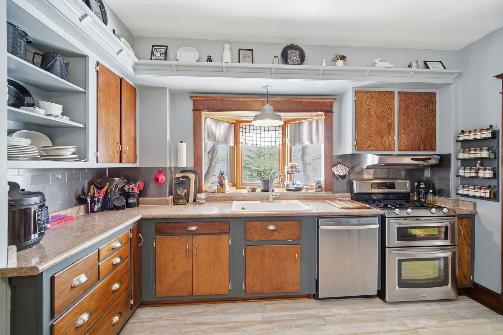 221 High Street, West Chicago, IL 60185