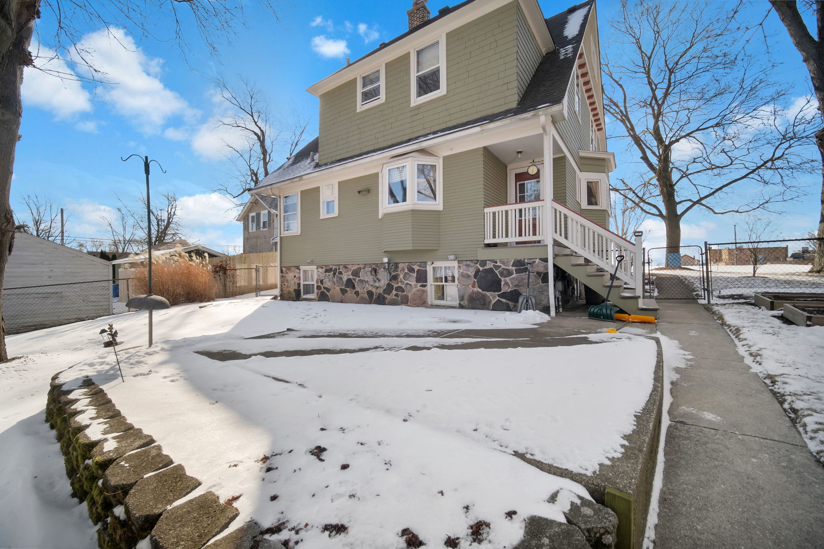 221 High Street, West Chicago, IL 60185