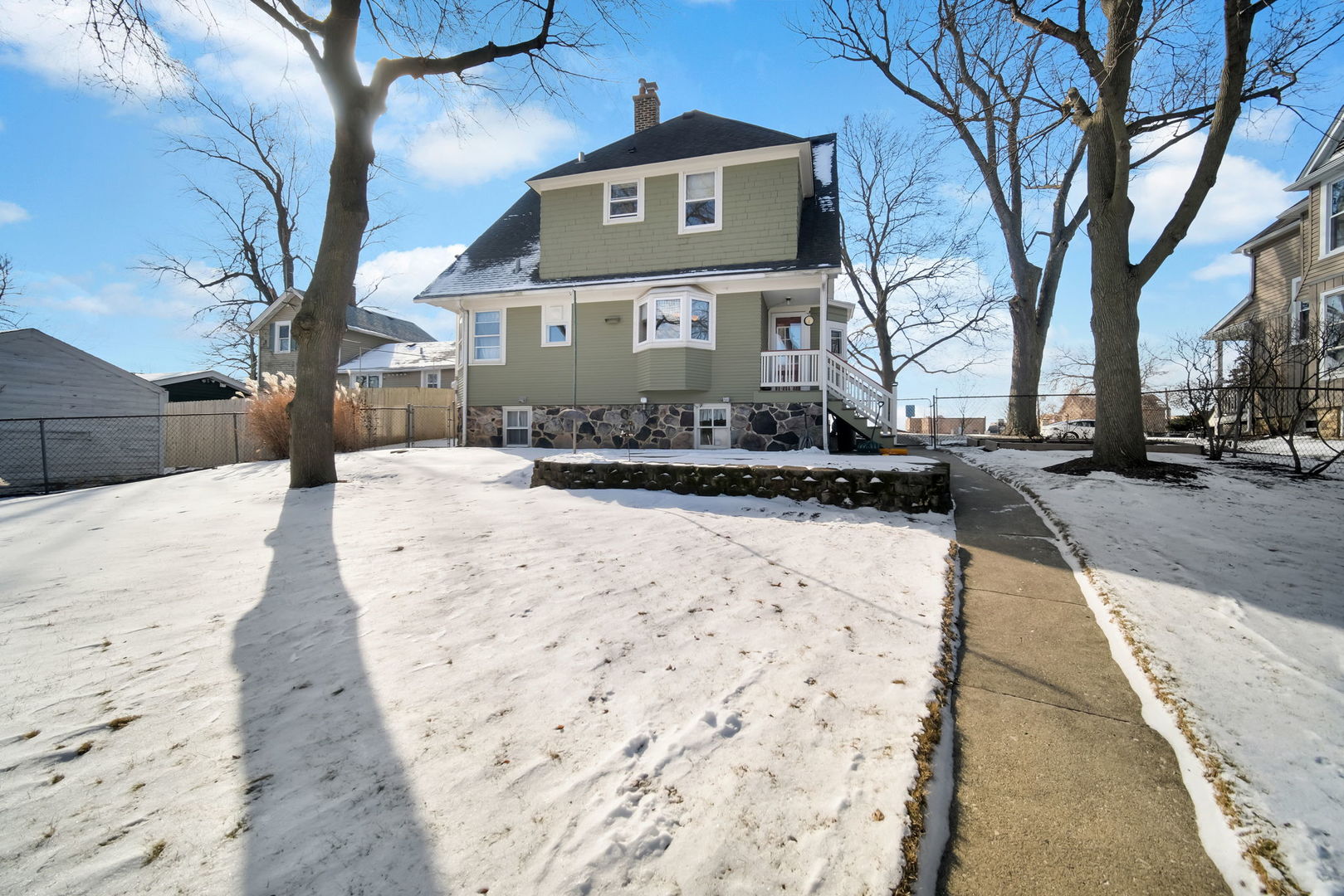 221 High Street, West Chicago, IL 60185