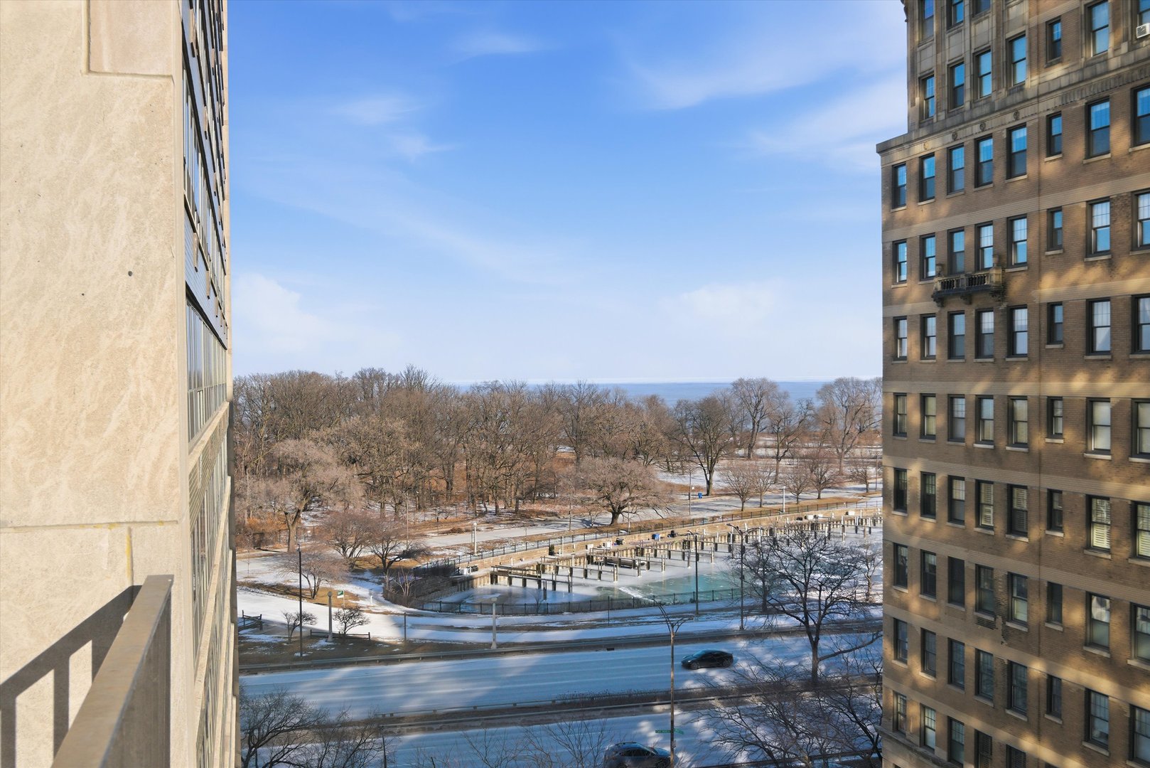 3550 N Lake Shore Drive #908, Chicago, IL 60657
