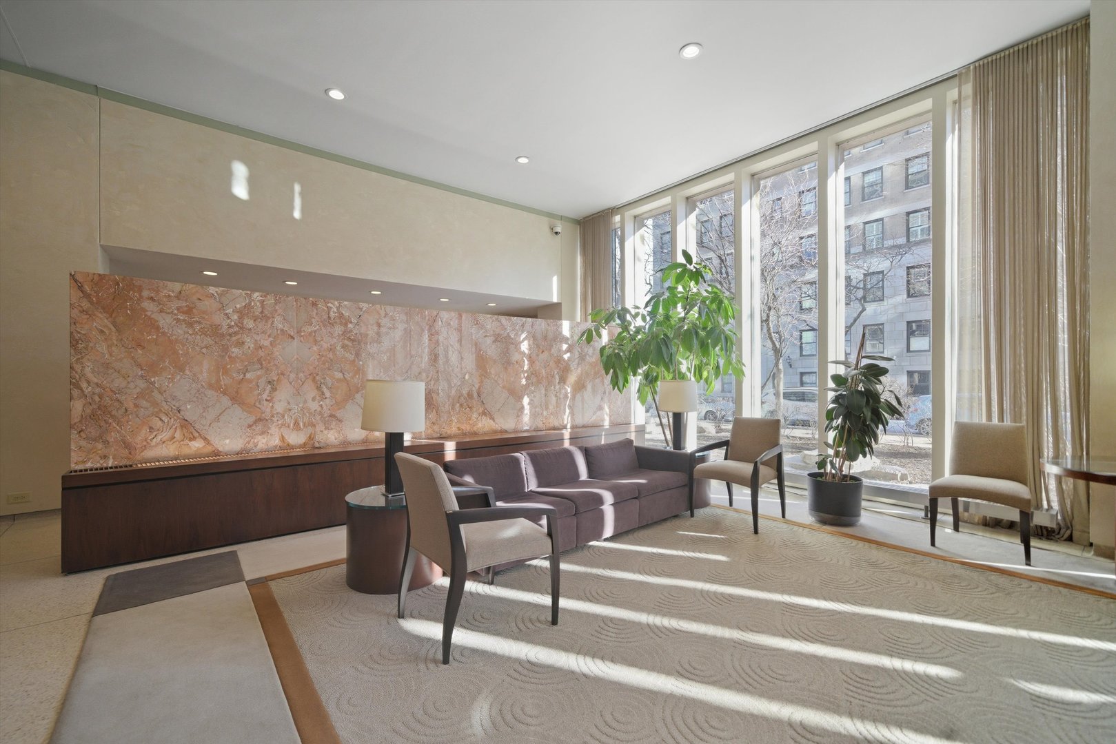 3550 N Lake Shore Drive #908, Chicago, IL 60657