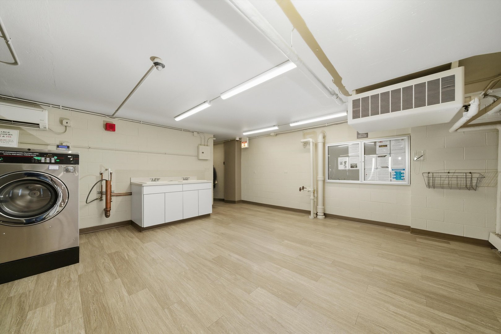 3550 N Lake Shore Drive #908, Chicago, IL 60657