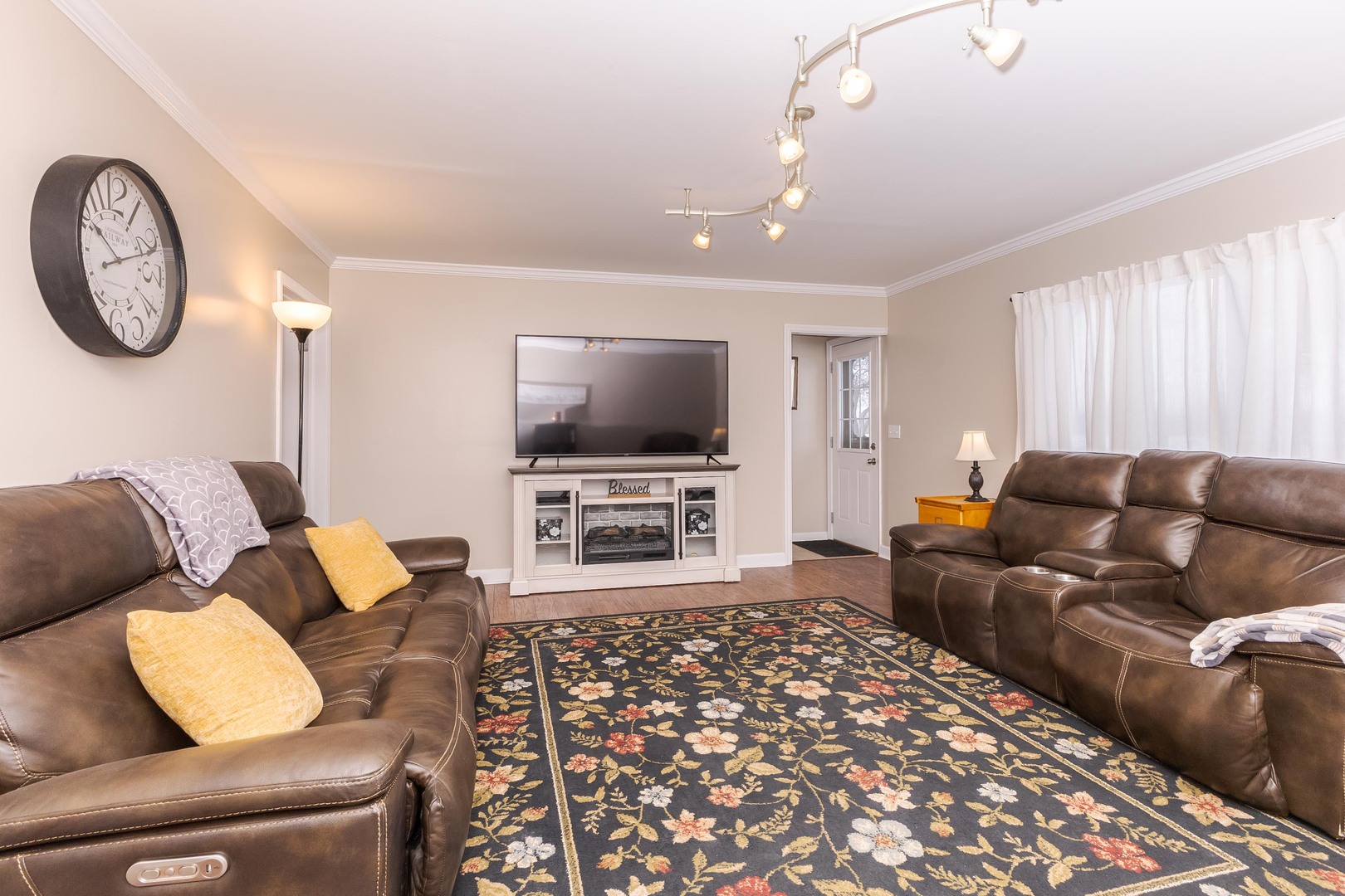 1202 4H PARK Road, Pontiac, IL 61764