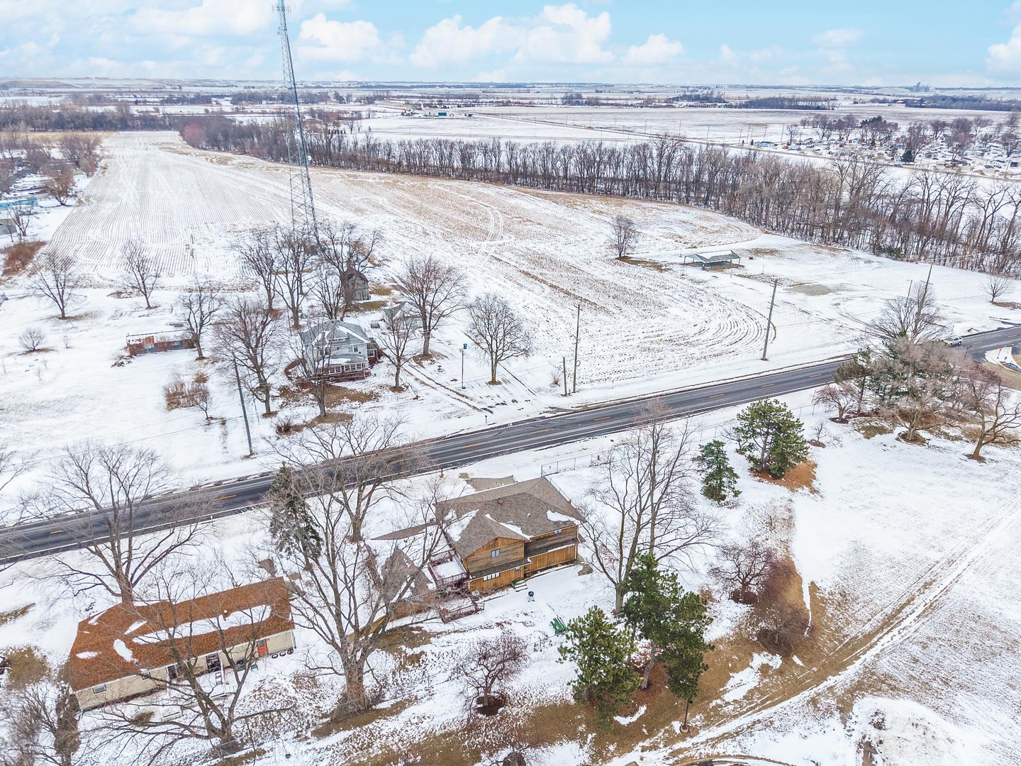 1202 4H PARK Road, Pontiac, IL 61764