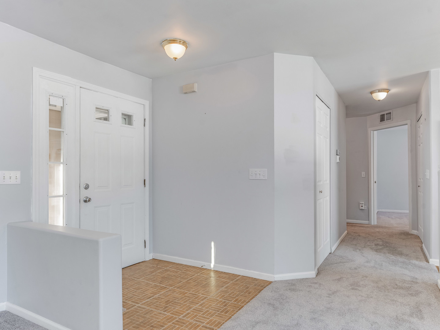 876 Brompton Court #876, Carol Stream, IL 60188