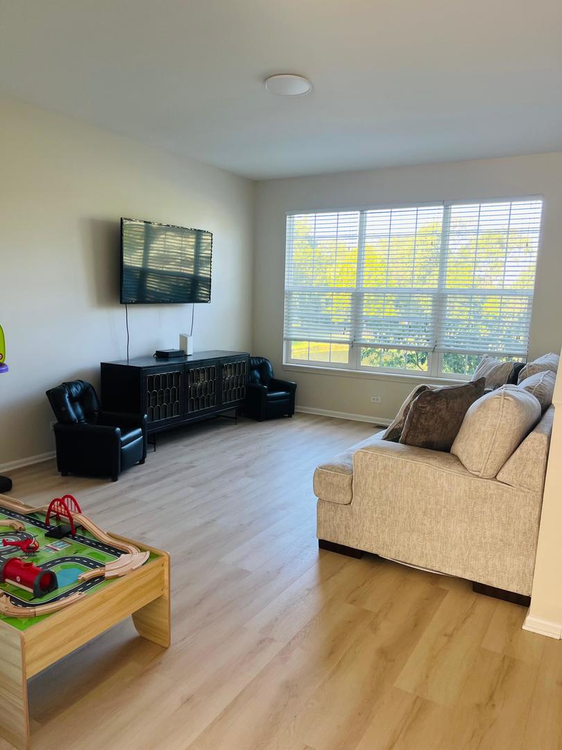 613 Pheasant Trail, St. Charles, IL 60174