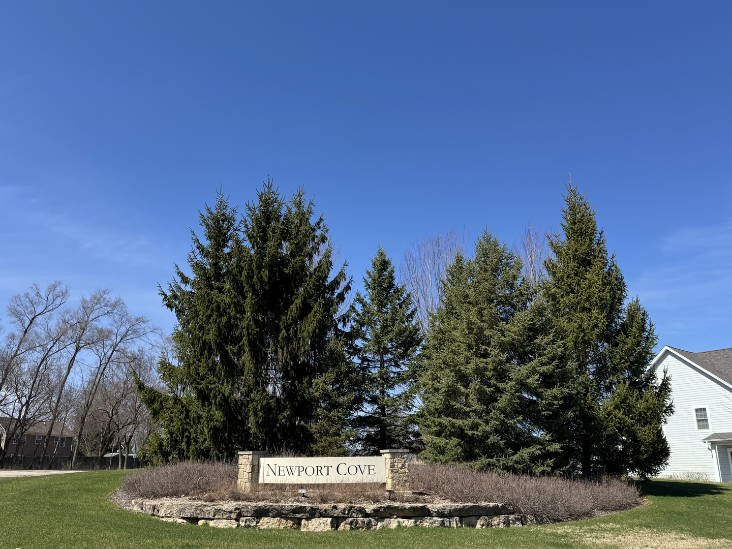 40729 N North Newport Drive, Antioch, IL 60002