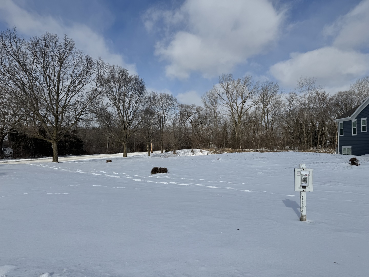 40729 N North Newport Drive, Antioch, IL 60002