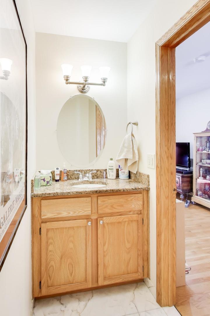 926 Braeburn Road, Inverness, IL 60067