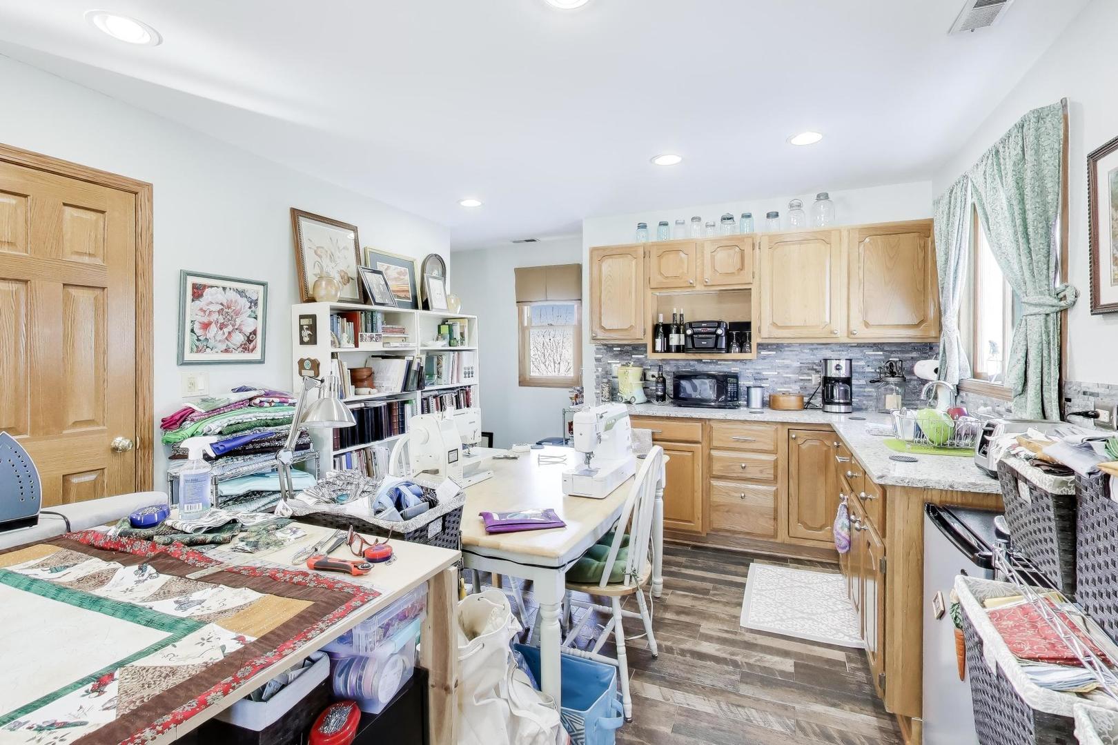 926 Braeburn Road, Inverness, IL 60067