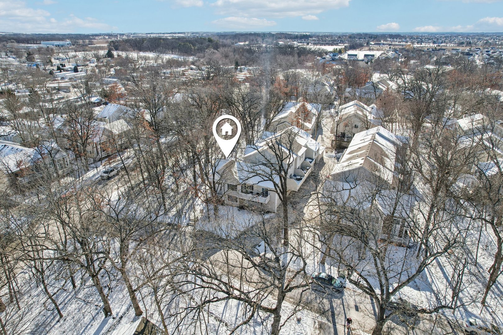 241 W Whispering Oaks Lane, Round Lake, IL 60073