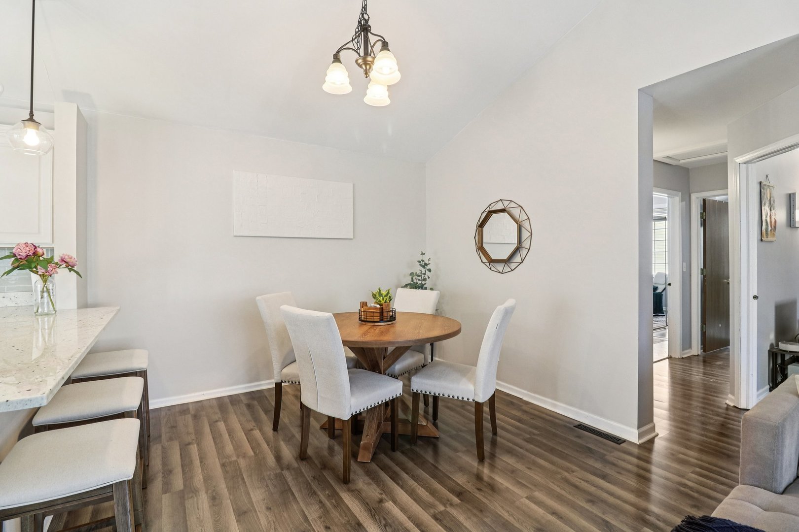 241 W Whispering Oaks Lane, Round Lake, IL 60073